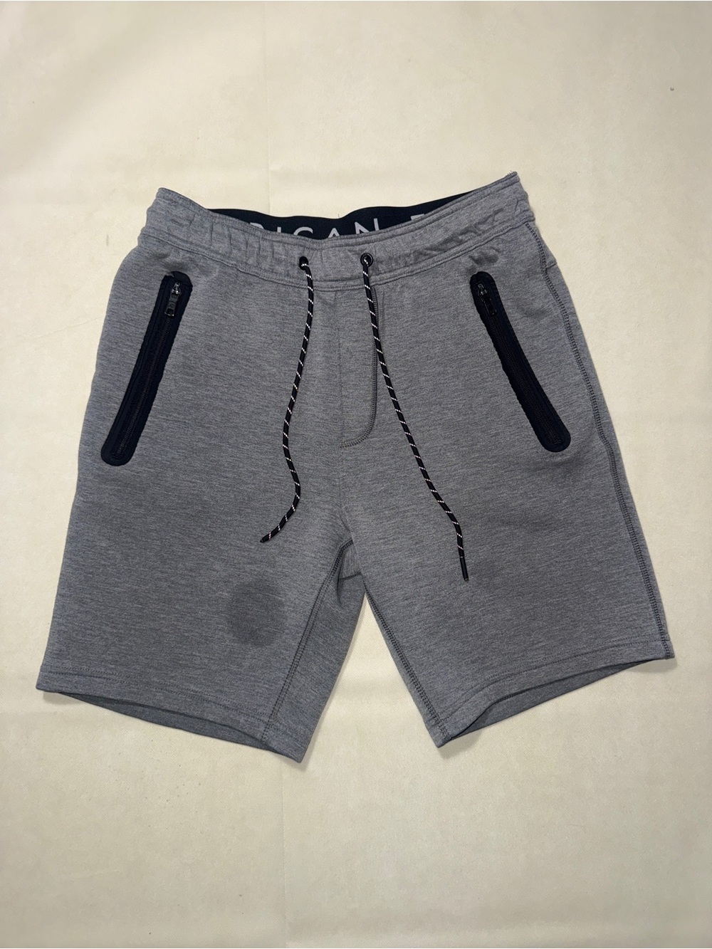 American Eagle Outfitters Men's Heather Gray Athletic Zip-Pocket Shorts